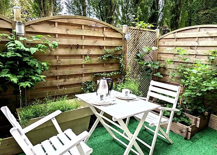 Le Petit Nid, T2 Rez De Jardin Avec Parking - Et Commerces A 15 A Pied 公寓 滨海维莱