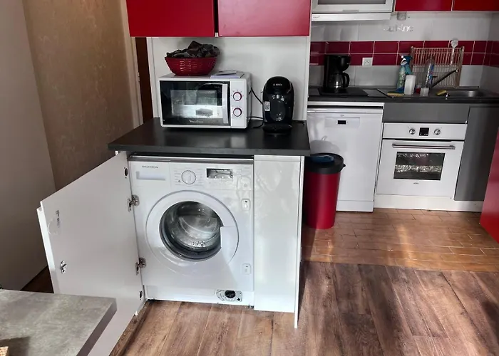 Appartamento Le Petit Nid, T2 Rez De Jardin Avec Parking - Et Commerces à 15 à Pied